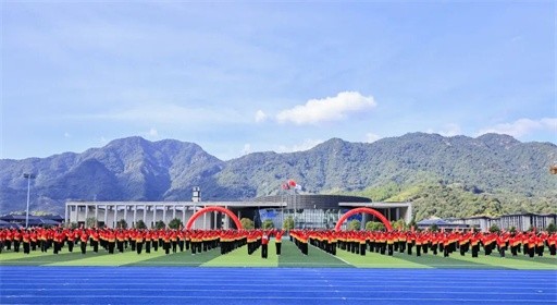 最盛大的福工商体育Party今日燃爆了‼️你最pick哪个方阵?