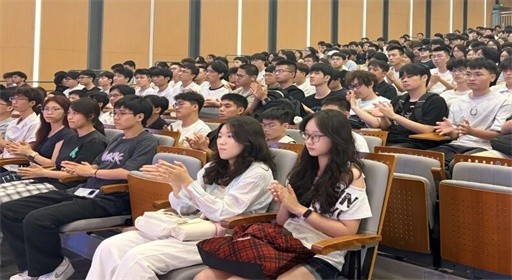 双线赋能备赛！行业大咖精准解读学科竞赛，助力福工商学子科创逐梦